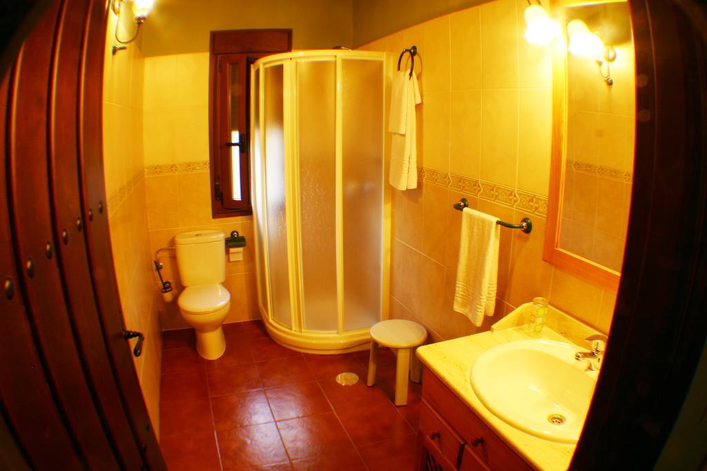 Apartamentos Rurales La Vega Del خيرتي الغرفة الصورة